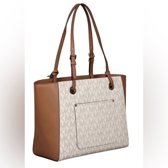 MICHAEL KORS “WALSH” LEATHER VANILLA TOTE W/MK GOLD CHARM - Picture 2 of 7